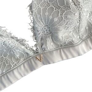 Vintage Victoria’s Secret lace bralette